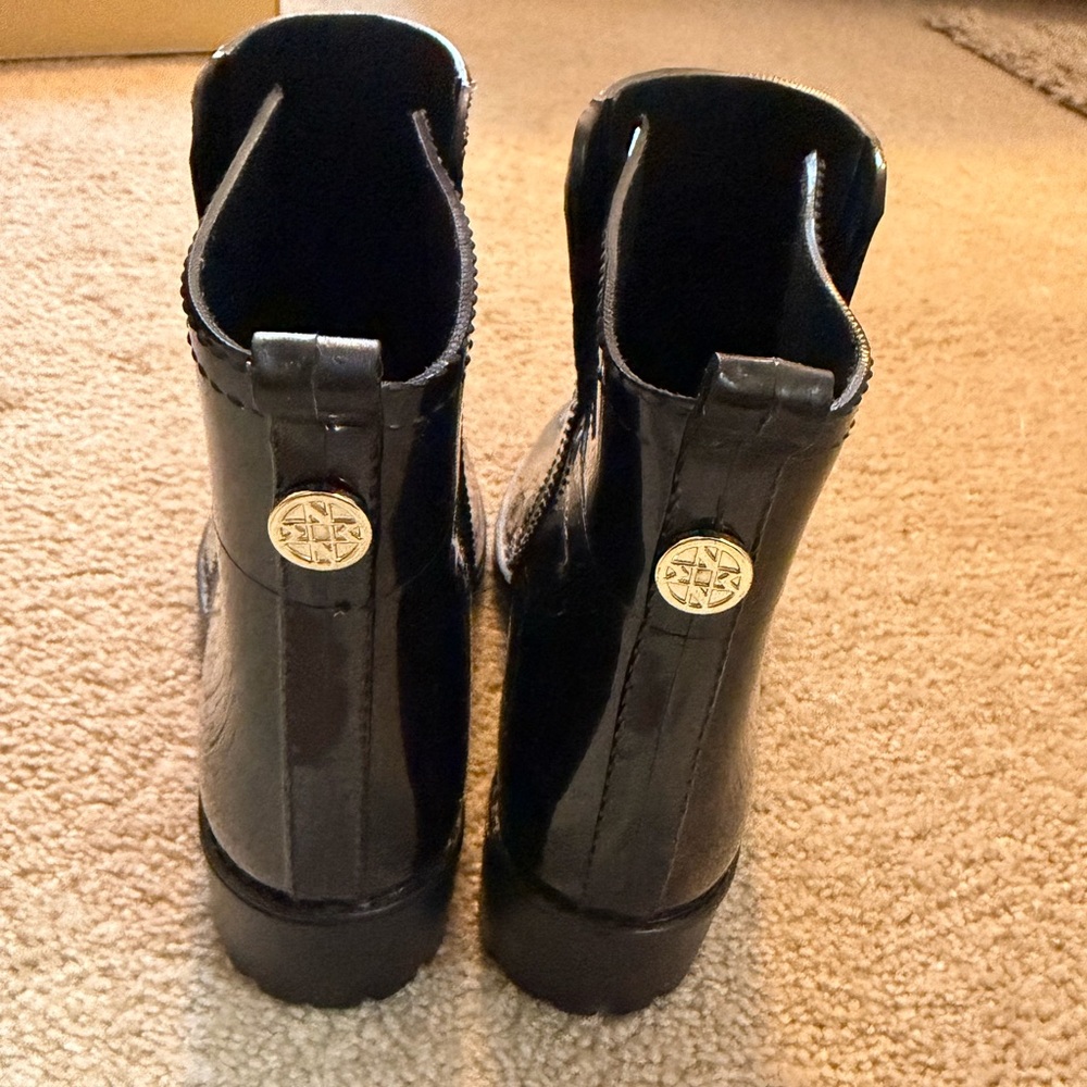 Black Ankle Rain Boots